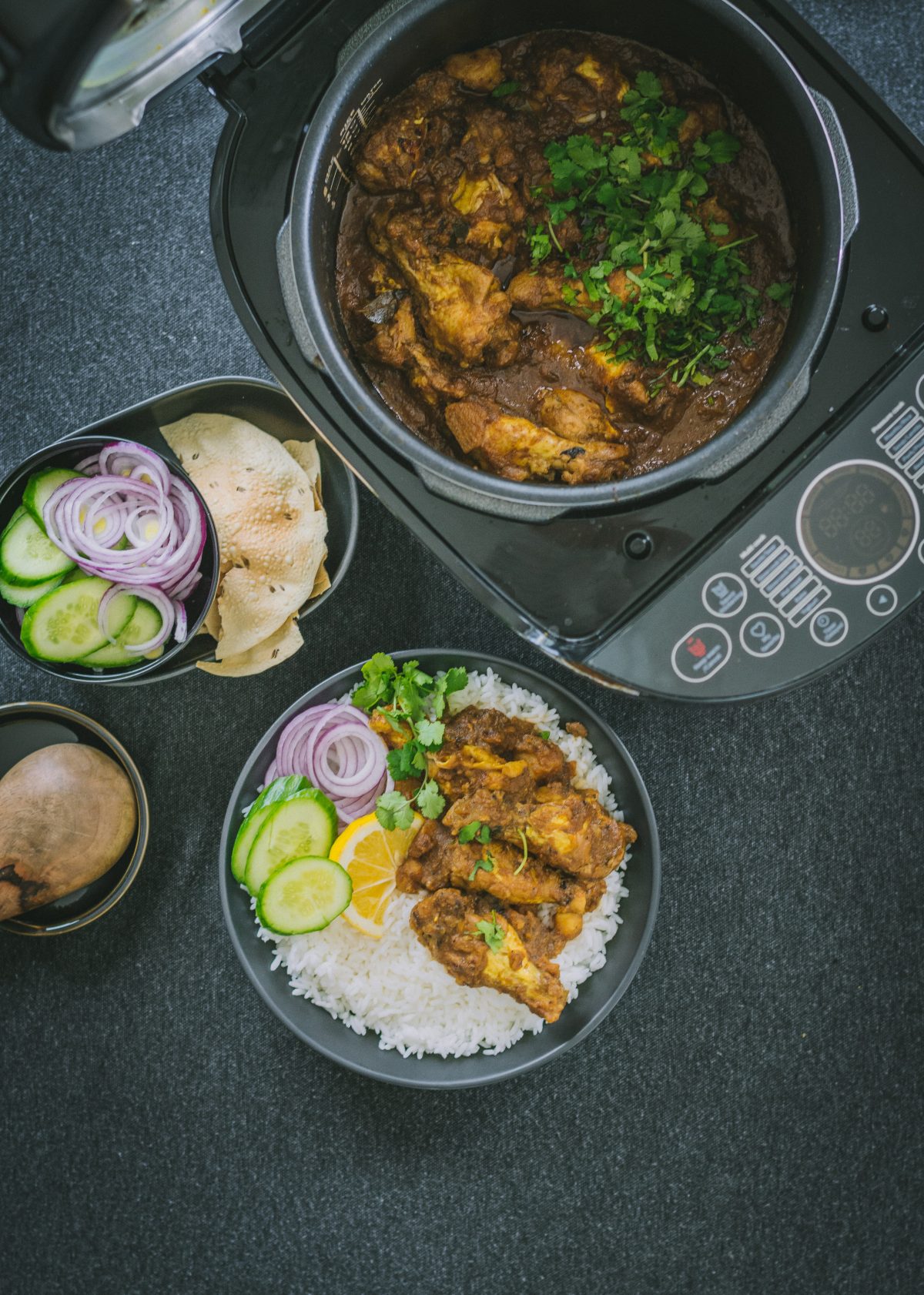 Chicken Drumlette Curry (with potatoes) - thespiceadventuress.com