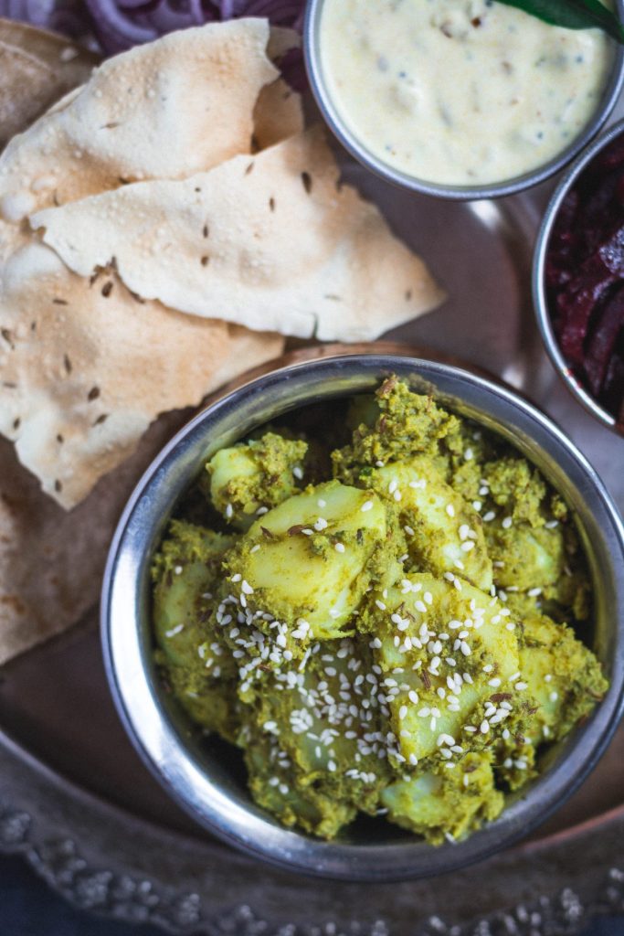 Aloo Chutneywala (Potatoes in Mint-Coriander Chutney) - thespiceadventuress.com